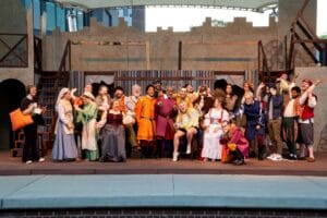 A group picture of all the actors